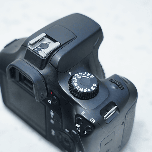 Canon Rebel T100 (Usado) 6