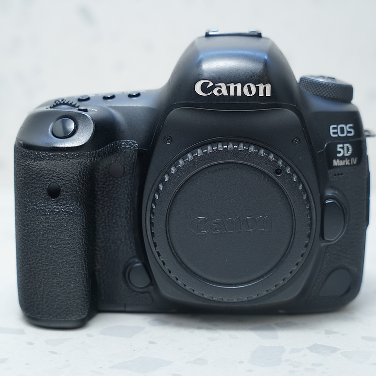 Canon 5D Mark IV Body + Cage - USED 2