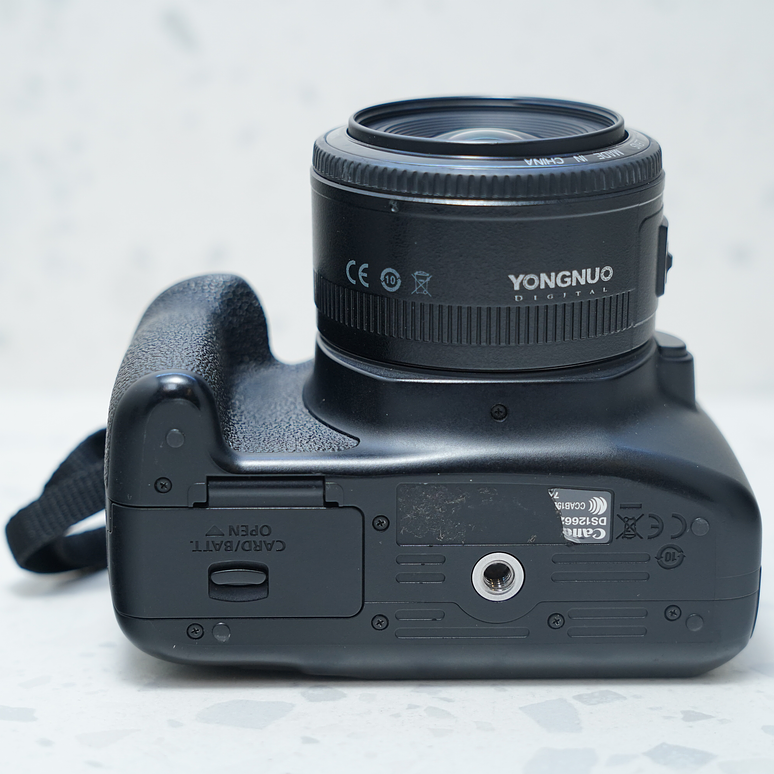 Canon T6 más Lente Yongnuo 35mm - Usado 4