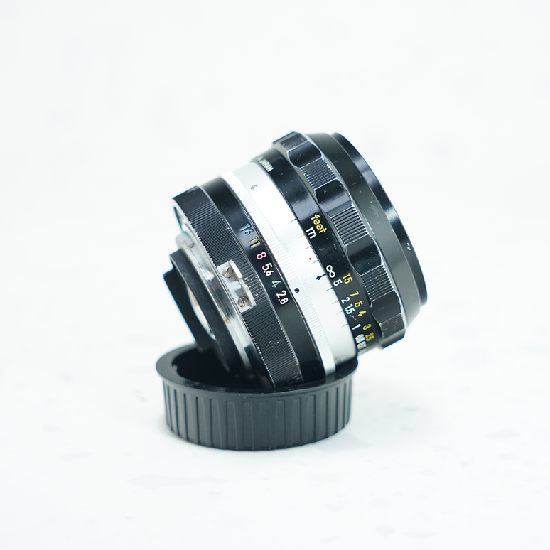 Nikon NIKKOR 24mm f/2.8 - Usado 3