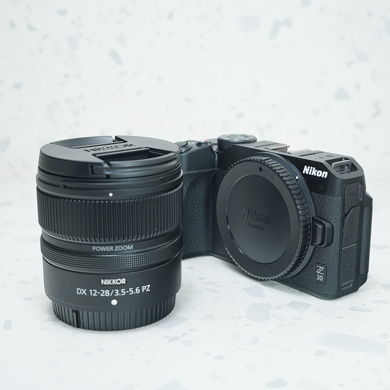 Nikon  Z30 más lente Nikkor 12-28mm f3.5 - 5.6 DX PZ (usado) 10