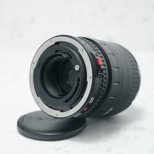 Sigma FD 28-70mm f2.8-4 UC MF (usado) 6