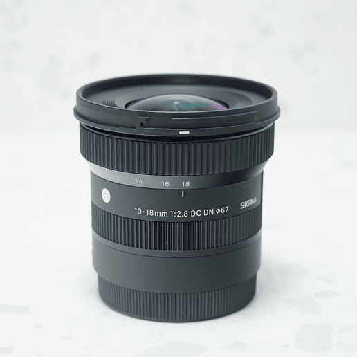 Lente Sigma 10-18mm F2.8 DC DN para Sony E - Usado 2