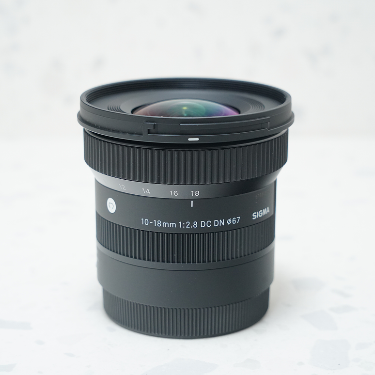Lente Sigma 10-18mm F2.8 DC DN para Sony E - Usado 2