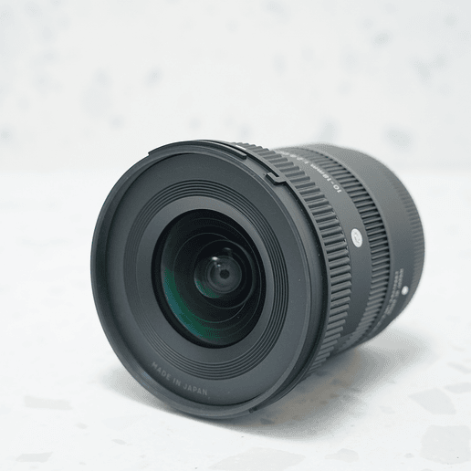 Lente Sigma 10-18mm F2.8 DC DN para Sony E - Usado 4