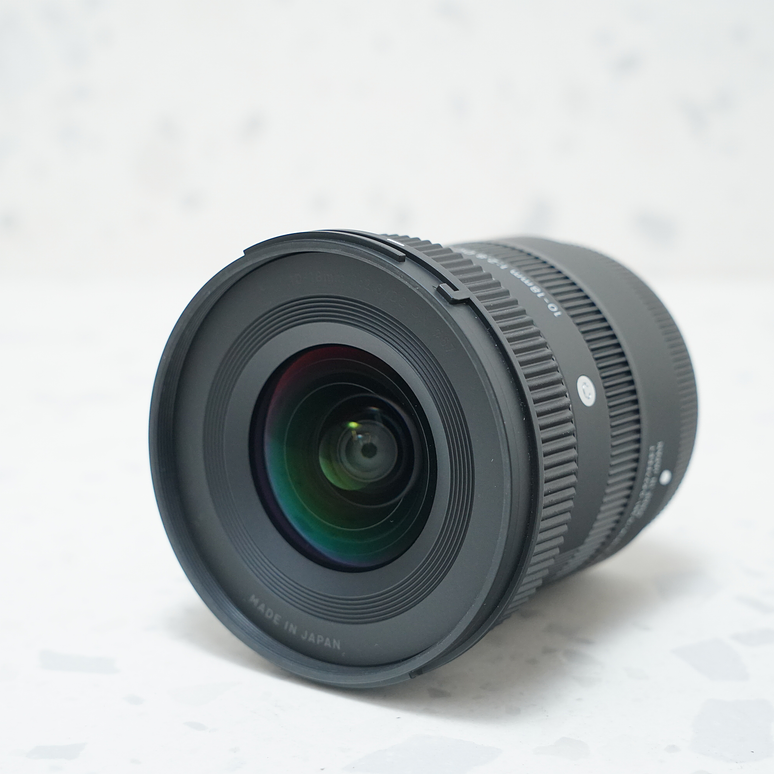 Lente Sigma 10-18mm F2.8 DC DN para Sony E - Usado 4