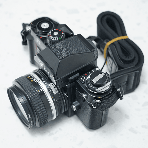 Nikon F3 con lentes y accesorios - Usado 7