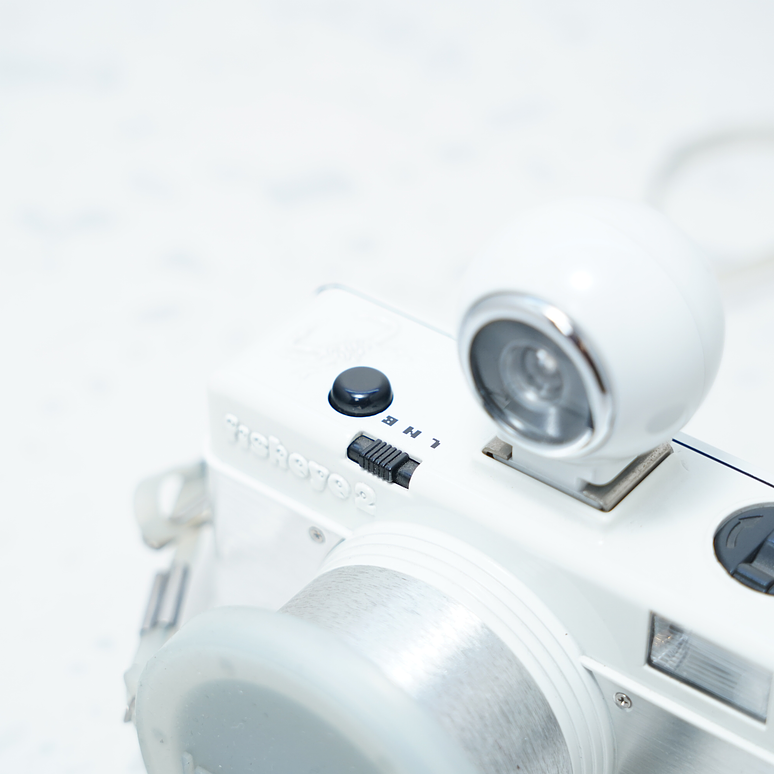 Cámara Lomography Fisheye No.2  (White Knight) - Usado 8