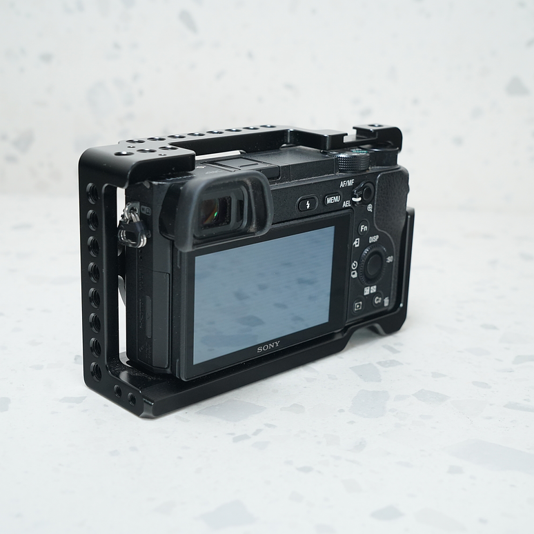 SONY A6300 (BODY) - USADO 5