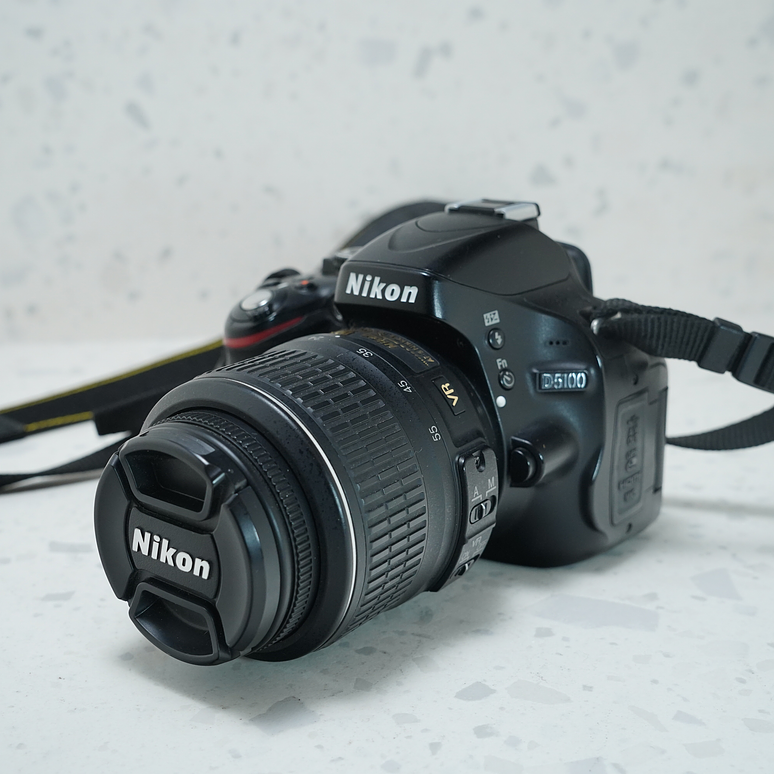 Nikon D5100 + LENTE KIT - USADO 3
