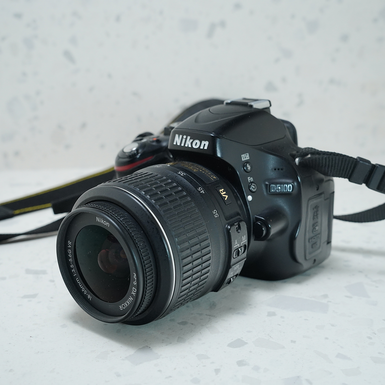 Nikon D5100 + LENTE KIT - USADO 4
