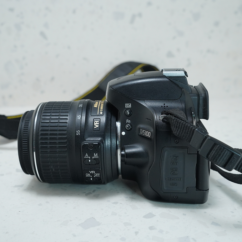 Nikon D5100 + LENTE KIT - USADO 5