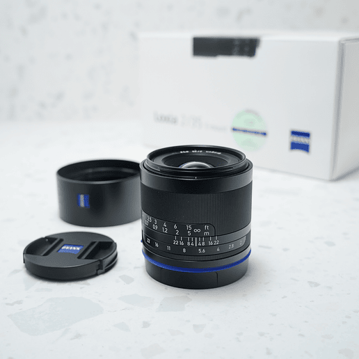 Lente ZEISS Loxia 35mm f/2 para Sony E - Usado 2
