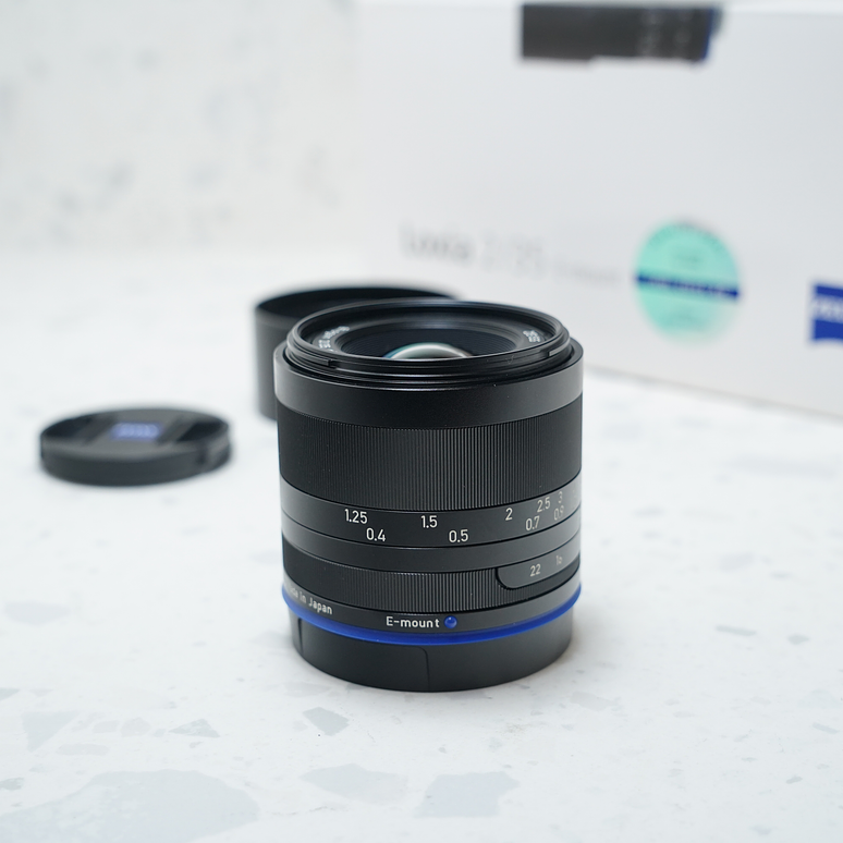 Lente ZEISS Loxia 35mm f/2 para Sony E - Usado 5