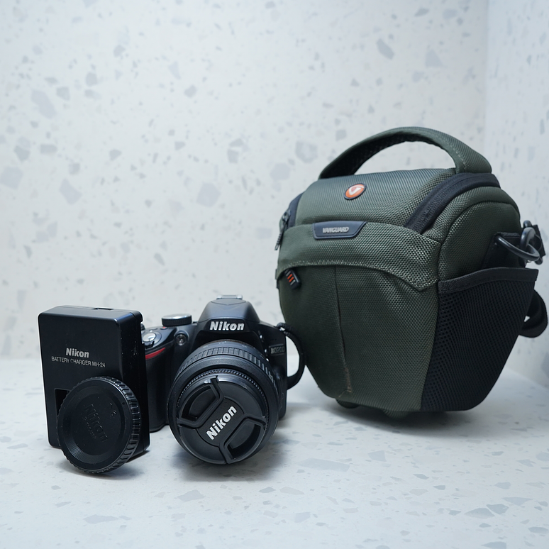 Cámara réflex Nikon D3200 + lente 18-55mm - USADO 2