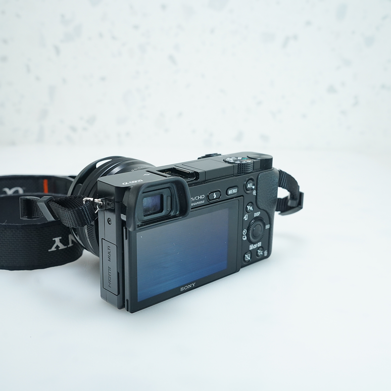 Sony A6000 - Usado 5