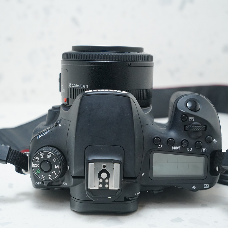 Canon 90D + 35mm Yonguno - USADO 7