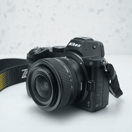 Nikon Z5 con Nikkor Z 24-50mm f4-5.6 - Usado 5