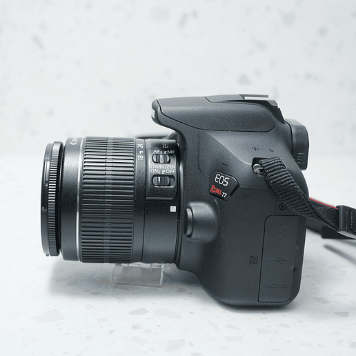  Canon Rebel T7 con lente de 18-55 mm más accesorios - Usado 4