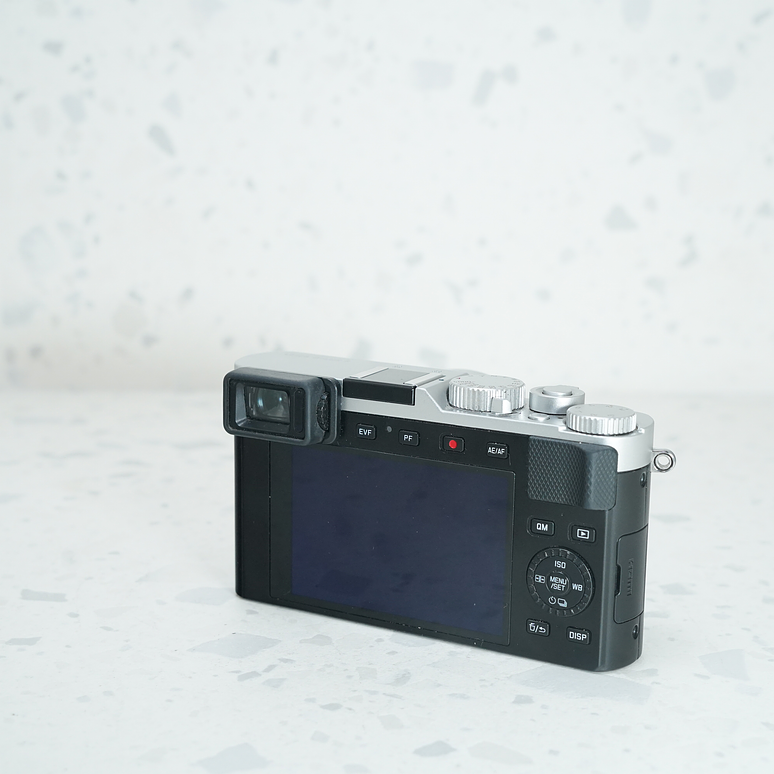 Leica D-Lux 7 (plata) - Usado 3