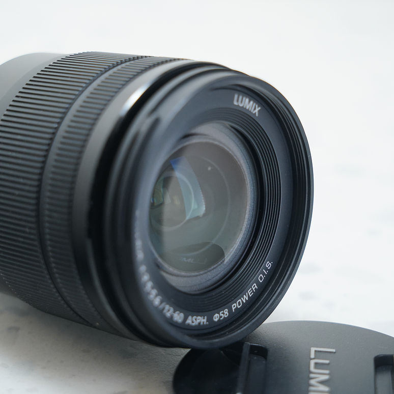 Panasonic Lumix G Vario 12-60mm f/3.5-5.6 ASPH 4