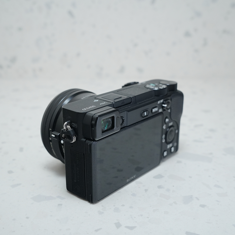 Sony A6400 Kit - USADO  4