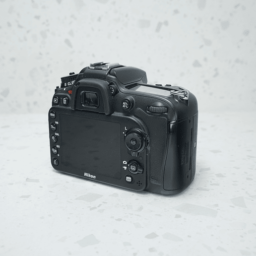 Nikon D7200 más Nikkor 35mm F/1.8G - Usado 5