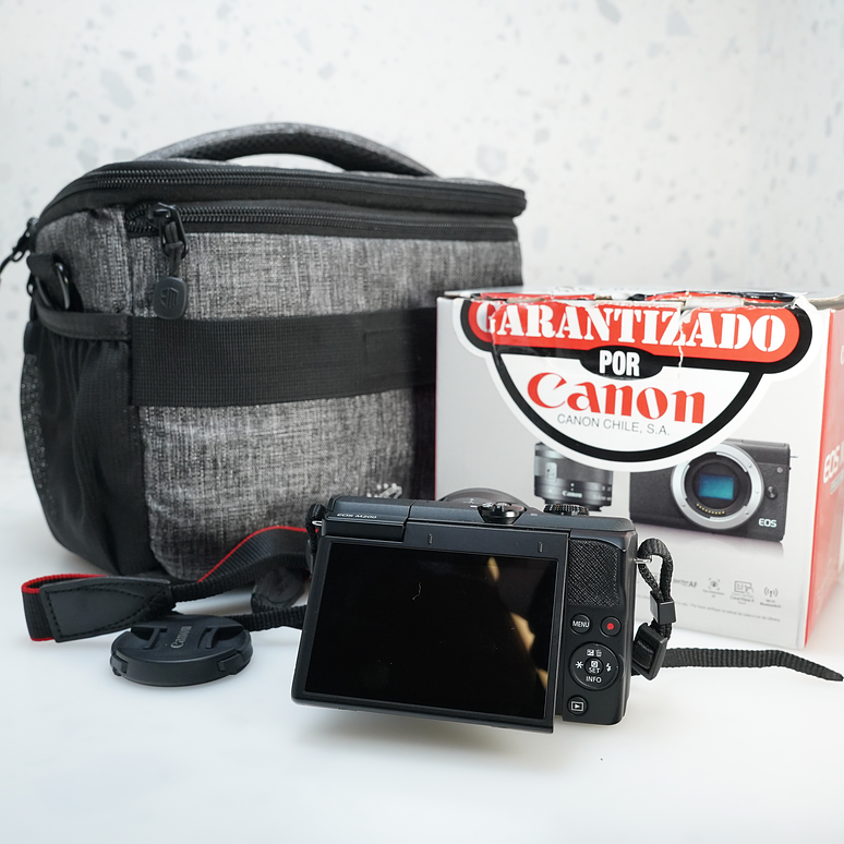 Canon EOS M200 Mirrorless con lente 15-45mm kit - Usado 5
