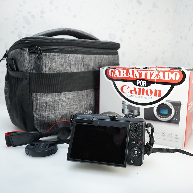 Canon EOS M200 Mirrorless con lente 15-45mm kit - Usado 6