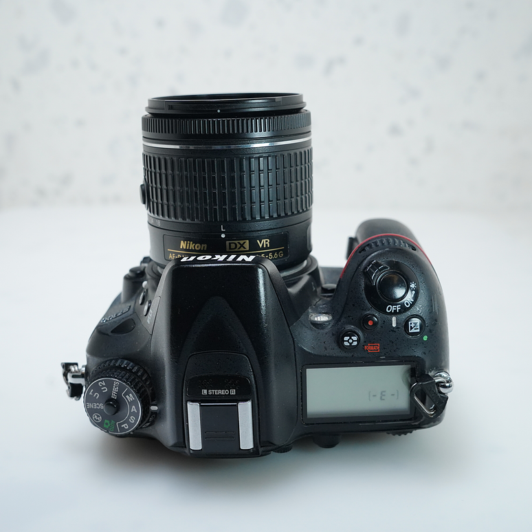 Nikon D7100 + 18-55mm - USADO 7