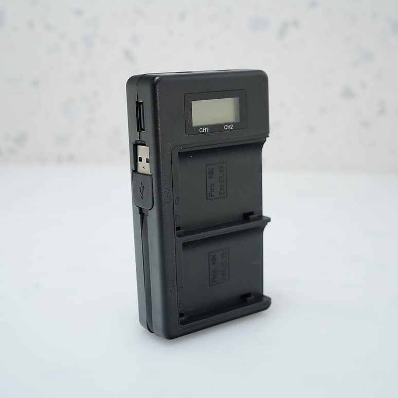 Cargador Nikon Alternativo EN-EL15 - USADO 1