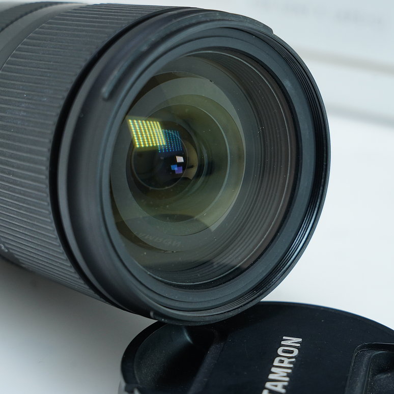 Tamron 17-70mm f/2.8 DI III-A VC RXD para Sony - Usado 4