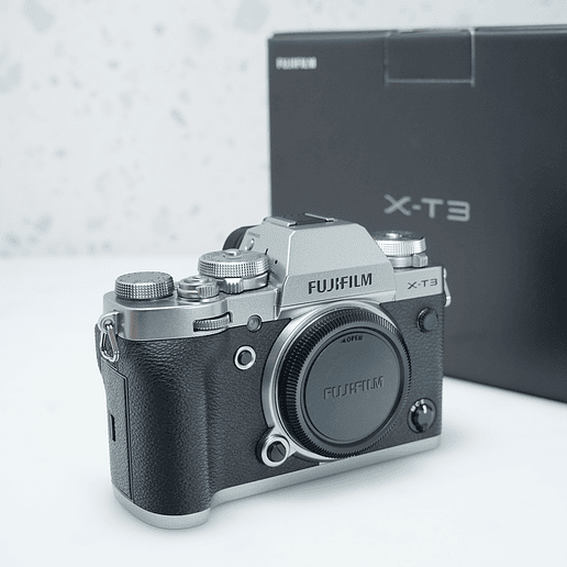 FUJIFILM X-T3 (Body Silver) - Usado 2