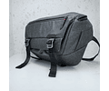 PEAK DESIGN EVERYDAY SLING 10L CHARCOAL - USADO