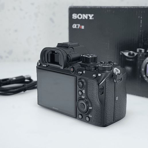 Sony A7R III - USADO 4