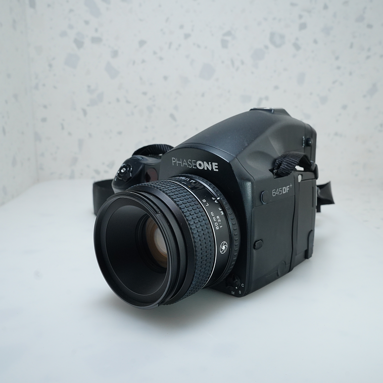 Phase One 645DF+ Con Schneider 80mm f/2.8 + Back Digital Phase One P65+ - USADO 1