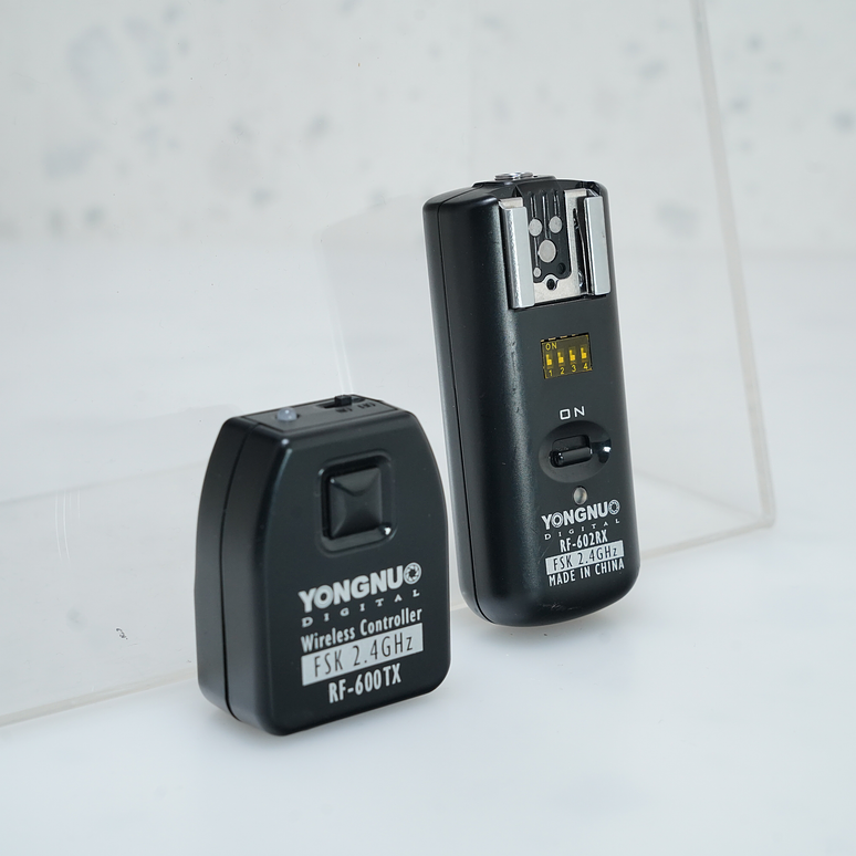 Yongnuo RF-600TX + RF 602RX trigger - USADO 1