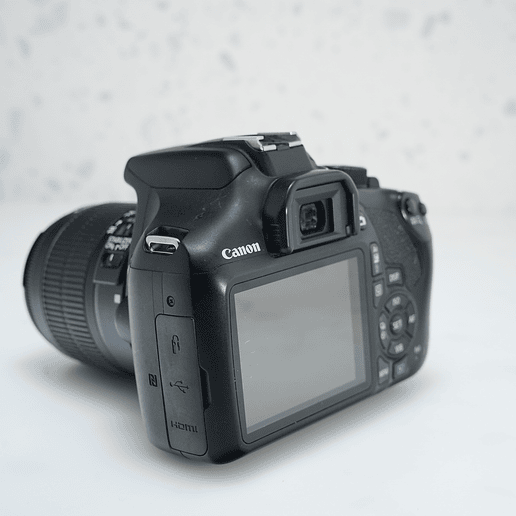 Canon EOS Rebel T6 Kit 18-55 - Usado 5