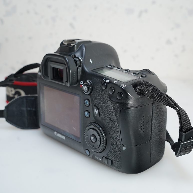 Cámara Canon EOS 6D DSLR Body - Usado 4