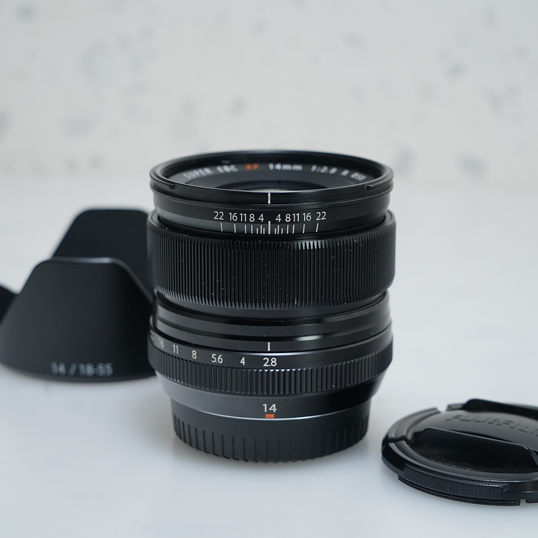 FUJIFILM XF 14mm f/2.8 R - USADO 2