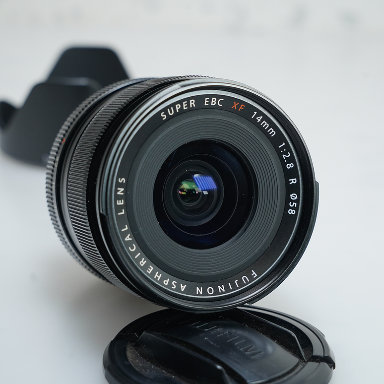 FUJIFILM XF 14mm f/2.8 R - USADO 4