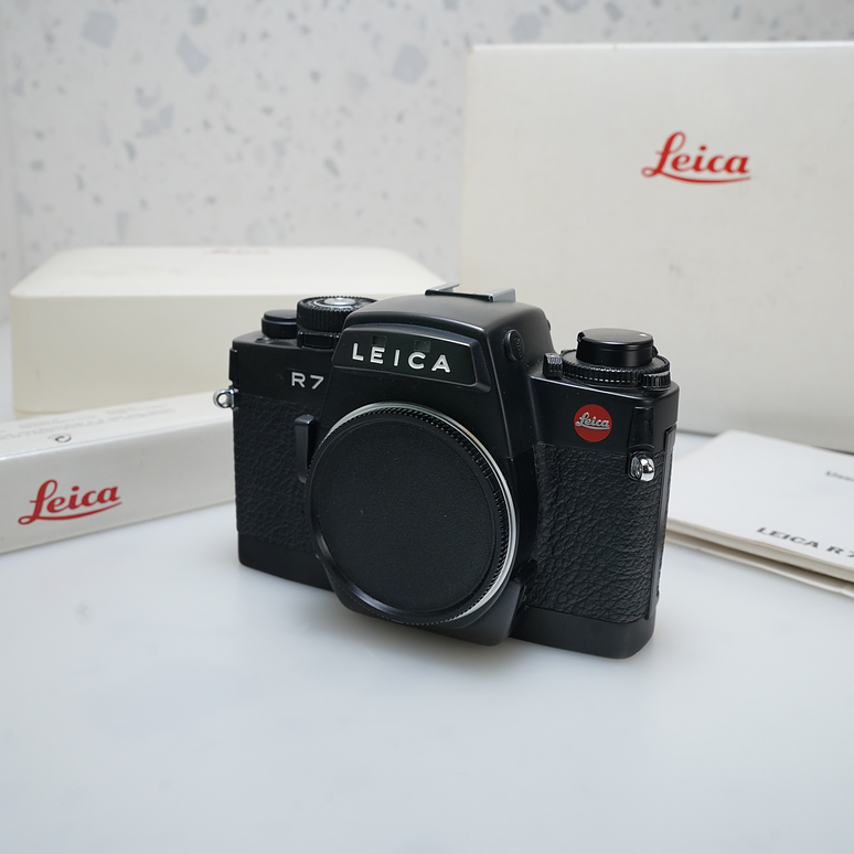 LEICA R7 - USADO 4