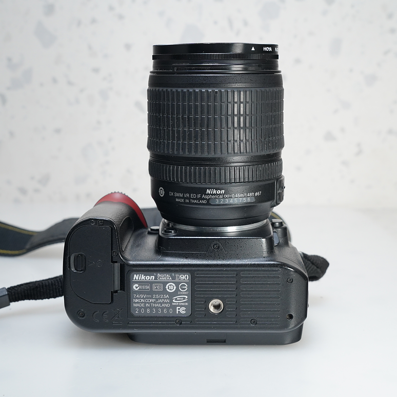 Nikon D90 + Lente 18-105 mm - USADO 7