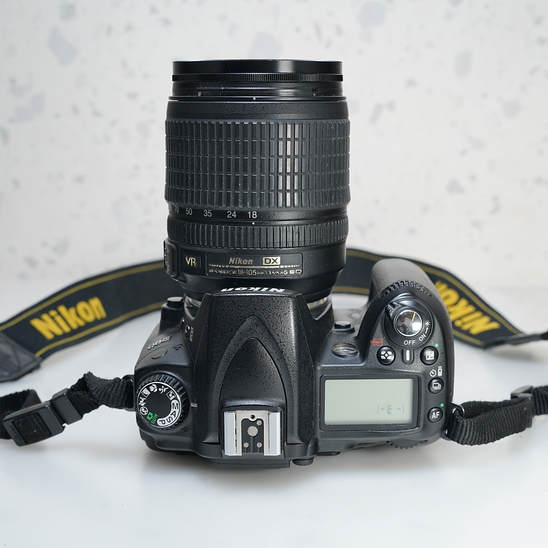 Nikon D90 + Lente 18-105 mm - USADO 8