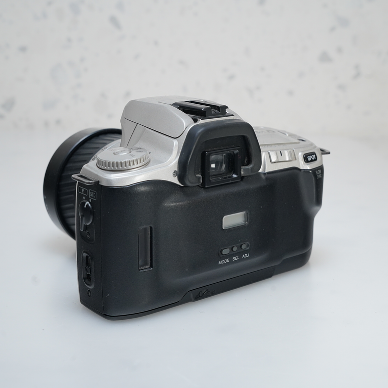 Minolta Stsi Maxxum + 35-70mm - USADO  3