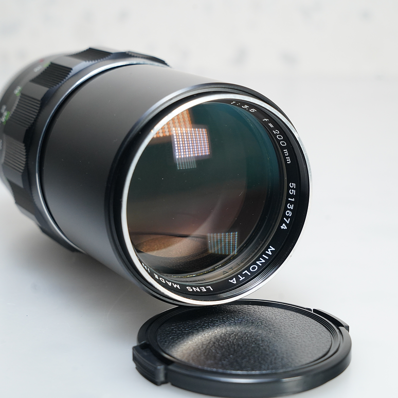 Minolta MC Rokkor QF 200 mm f/3.5 – USADO 3