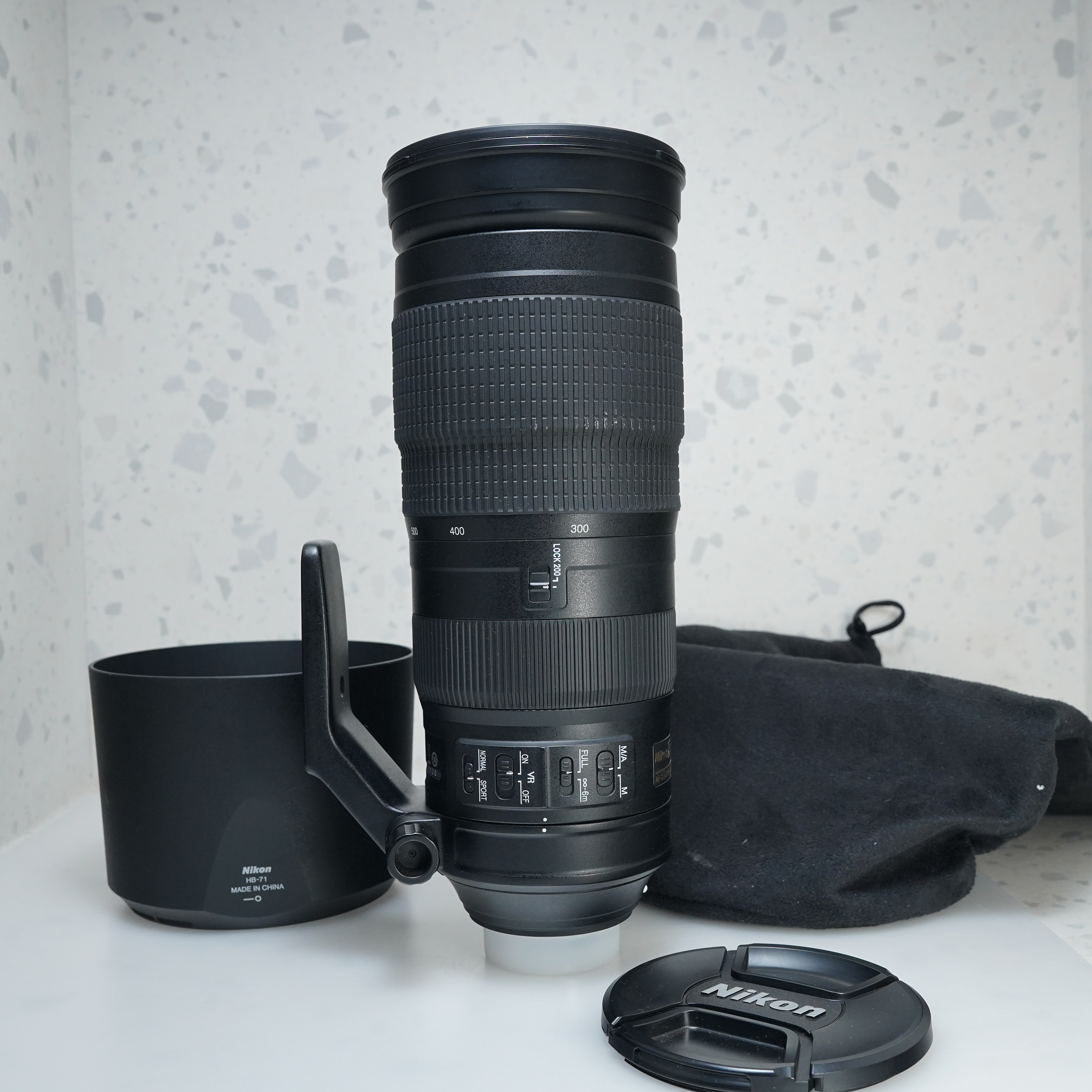 Nikon AF-S NIKKOR 200-500mm f/5.6E ED VR - USADO