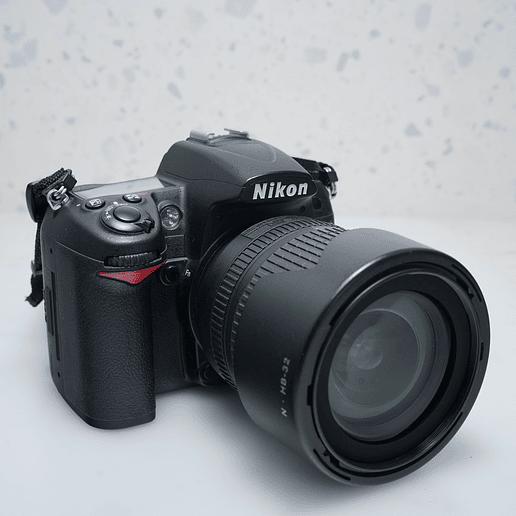 Nikon D7000 con lente Nikon 18-105mm f/3.5-5.6G - USADO 3