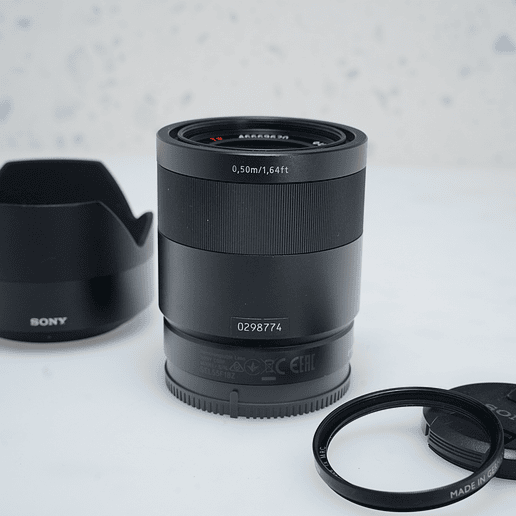 Sony Sonnar T* FE 55mm f/1.8 ZAx - USADO 4