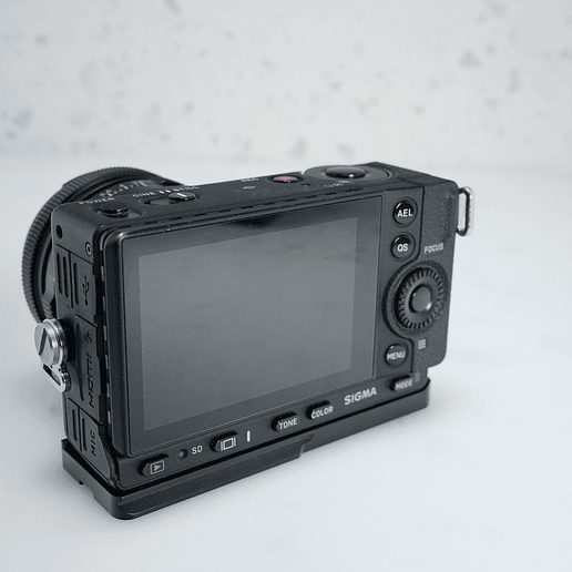  Sigma FP con lente Sigma 45mm F2.8 DG DN + accesorios - Usado 3